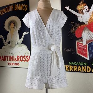 NWT White short sleeve eyelet jumper